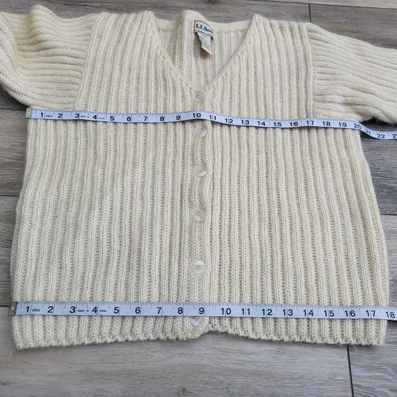 Vintage LL Bean Sweater Women Cardigan Vneck Button Mohair Wool Blend Ivory - Picture 6 of 11